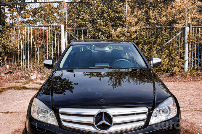 Mercedes-Benz C-Class W204/S204 Sedan