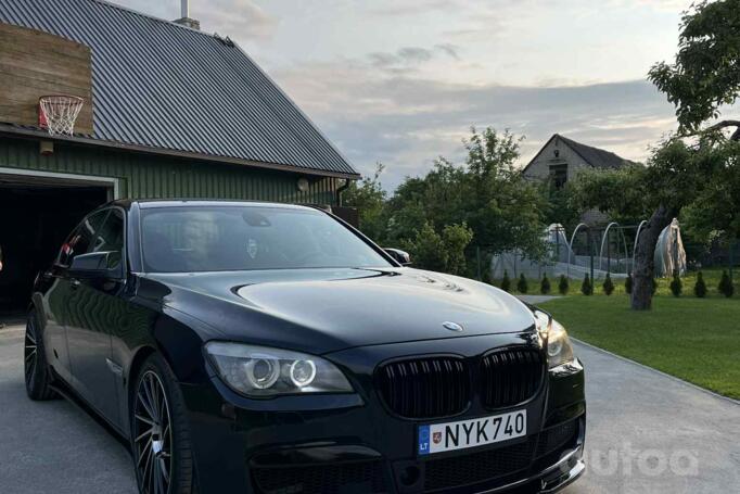 BMW 7 Series F01/F02 Sedan