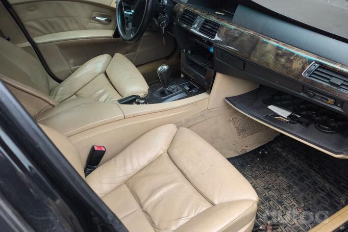 BMW 5 Series E60/E61 Touring wagon