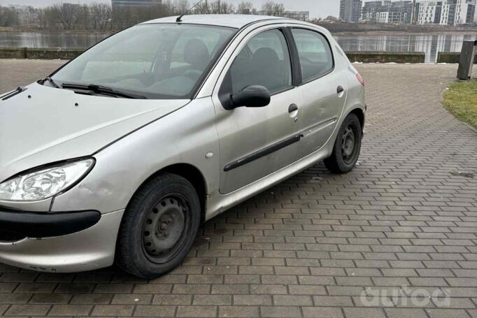 Peugeot 206 1 generation Hatchback 5-doors