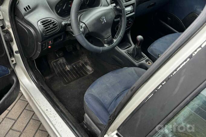 Peugeot 206 1 generation Hatchback 5-doors