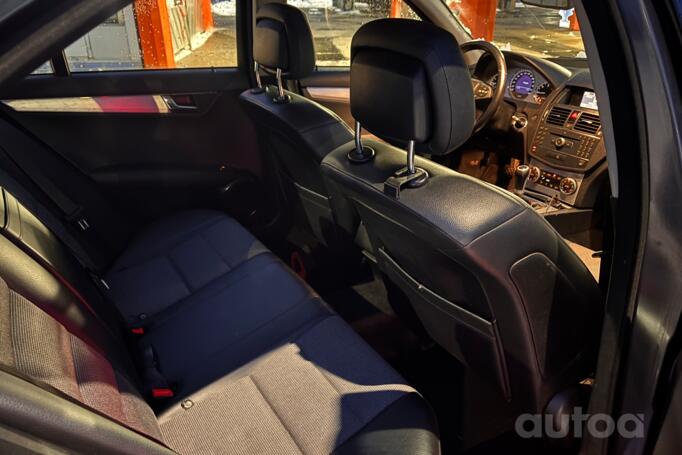 Mercedes-Benz C-Class W204/S204 Sedan 4-doors