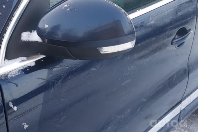 Volkswagen Tiguan 1 generation [restyling] Crossover