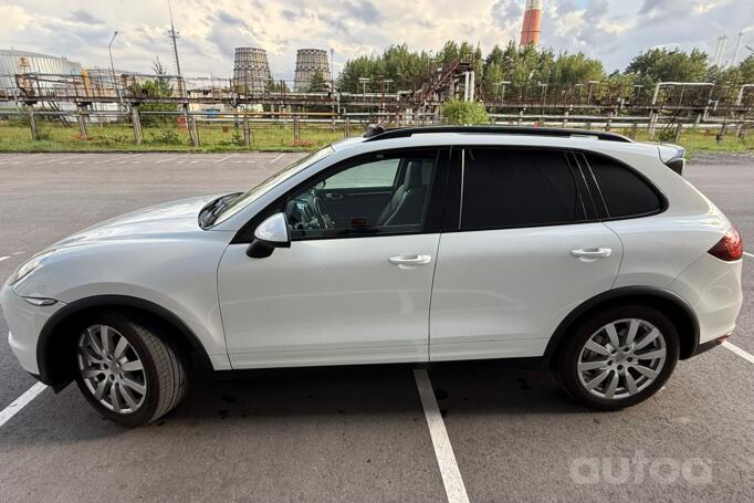 Porsche Cayenne 958 Crossover