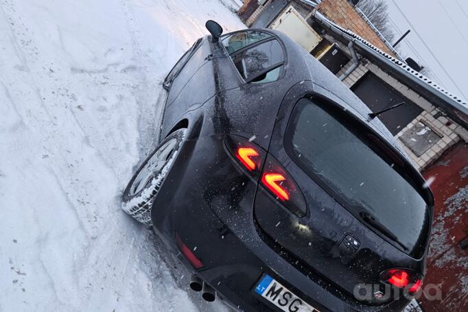 SEAT Leon 2 generation Hatchback 5-doors
