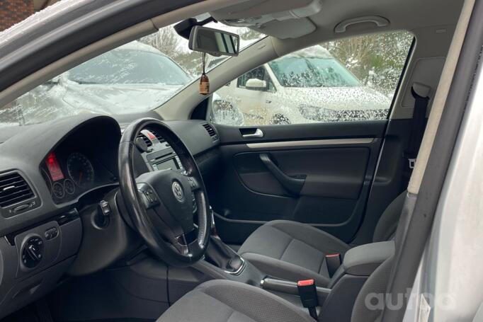 Volkswagen Golf 5 generation Hatchback 5-doors