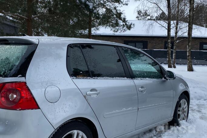 Volkswagen Golf 5 generation Hatchback 5-doors