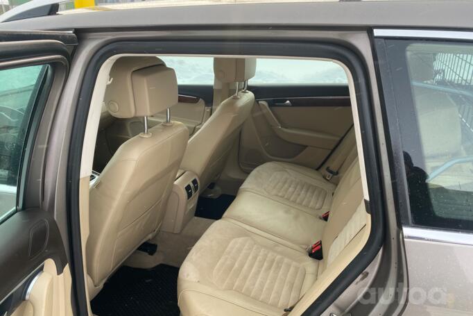 Volkswagen Passat B7 Variant wagon 5-doors