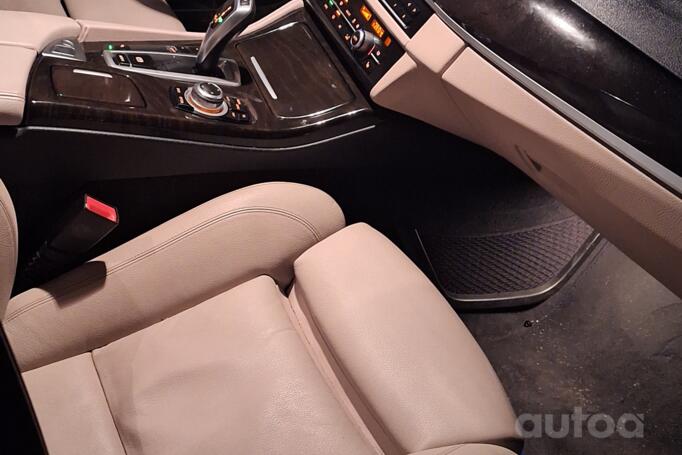 BMW 5 Series F07/F10/F11 [restyling] Touring wagon