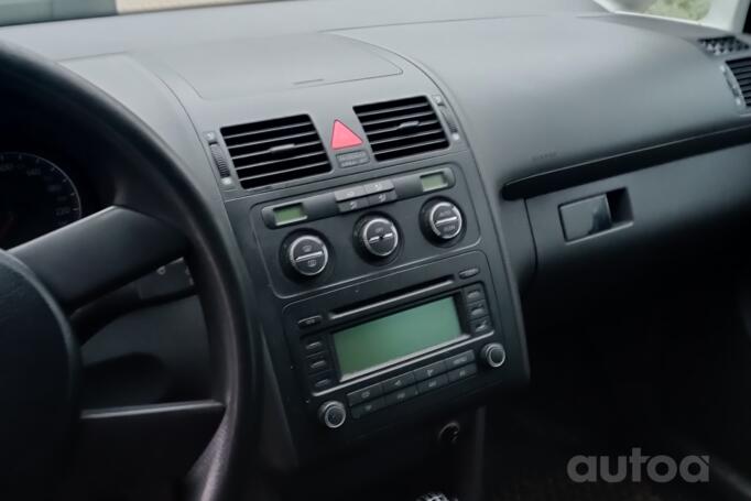 Volkswagen Touran 1 generation Minivan