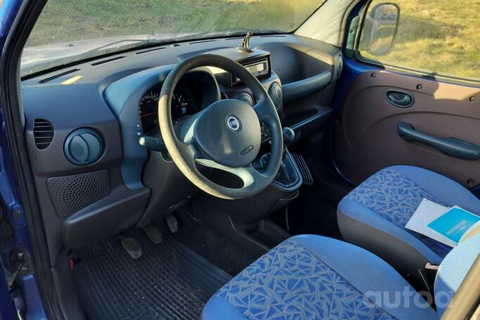 Fiat Doblo 1 generation Minivan