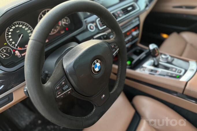 BMW 7 Series F01/F02 Sedan