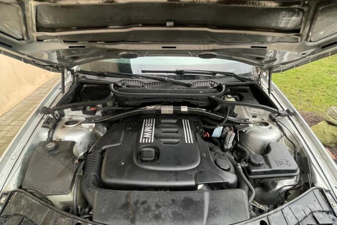 BMW X3 E83 Crossover