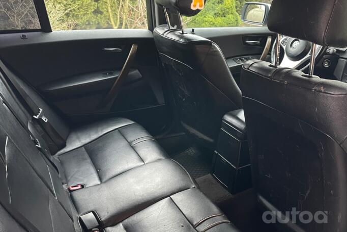 BMW X3 E83 Crossover