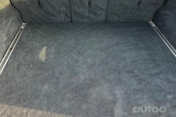 Volvo V70 3 generation wagon