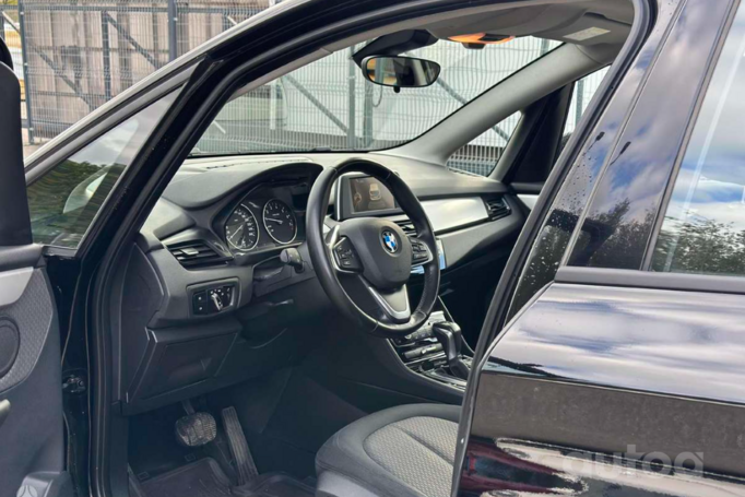 BMW 2 Series Active Tourer F45 Minivan