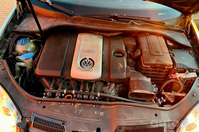 Volkswagen Jetta 5 generation Sedan 4-doors