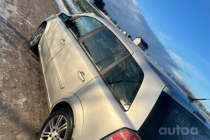 Opel Zafira B Minivan 5-doors