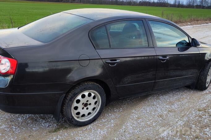 Volkswagen Passat B6 Sedan 4-doors