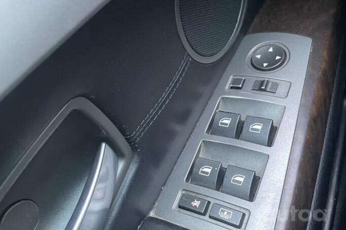 BMW 7 Series E65/E66 Sedan 4-doors
