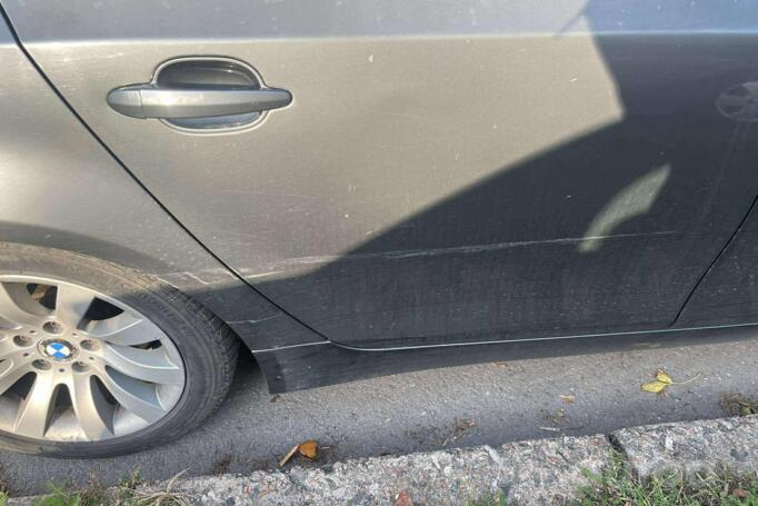 BMW 5 Series E60/E61 Touring wagon