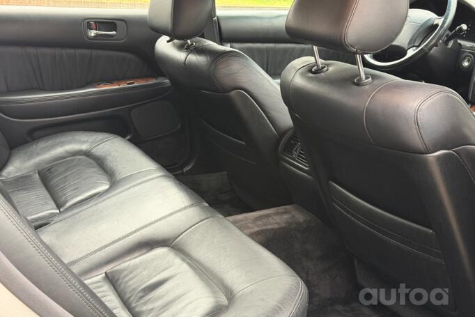 Lexus LS 2 generation Sedan