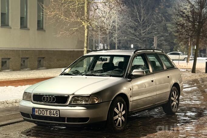 Audi A4 B5 Avant wagon 5-doors