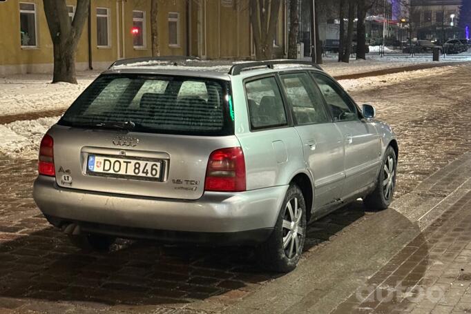 Audi A4 B5 Avant wagon 5-doors