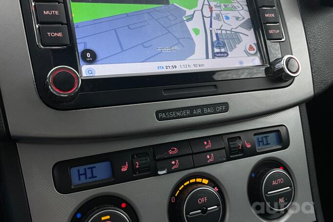 Volkswagen Passat B6 wagon 5-doors