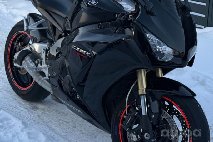 Honda CBR