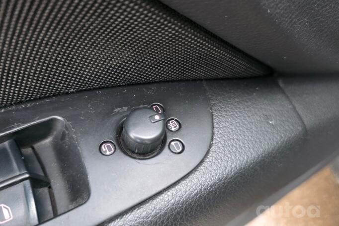 Audi Q7 4L Crossover