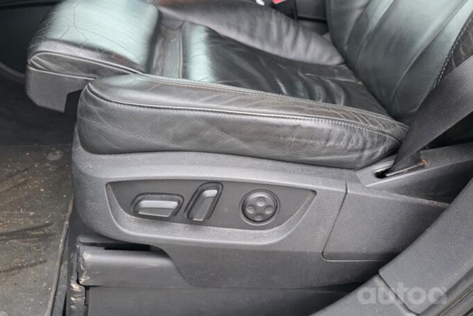 Audi Q7 4L Crossover