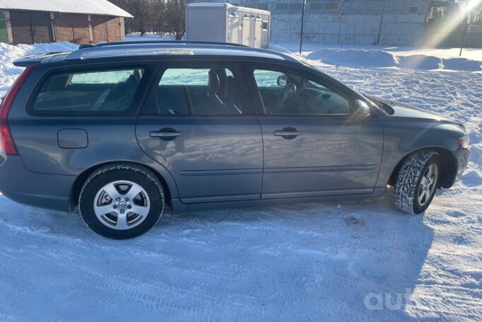 Volvo V50 1 generation [restyling]