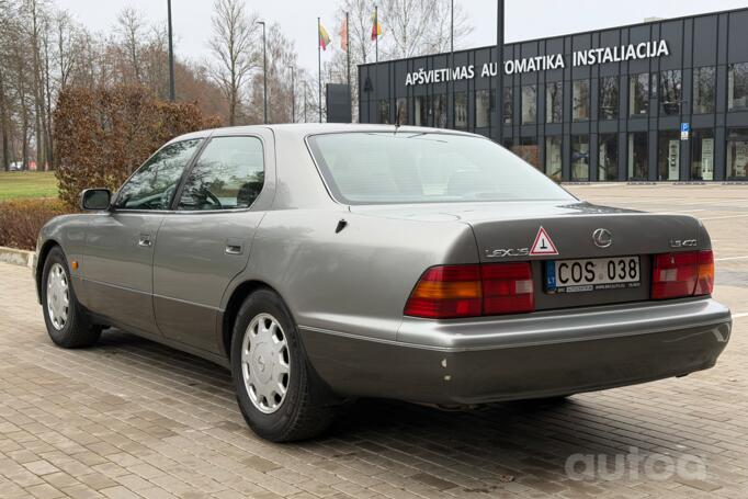Lexus LS 2 generation Sedan
