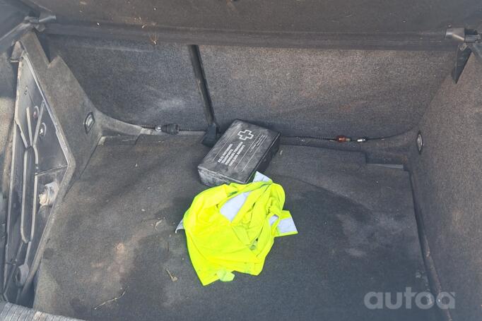 Volkswagen Golf 4 generation Hatchback 5-doors