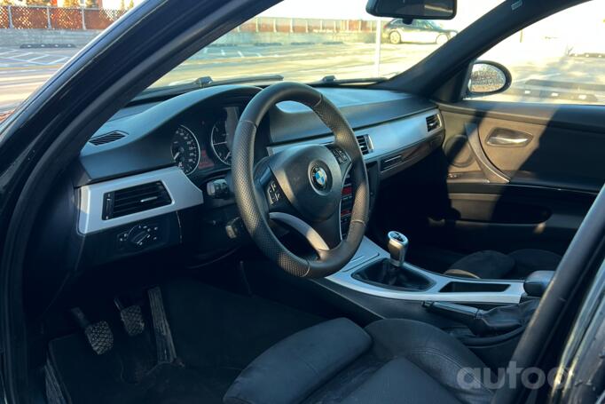 BMW 3 Series E90/E91/E92/E93 Sedan