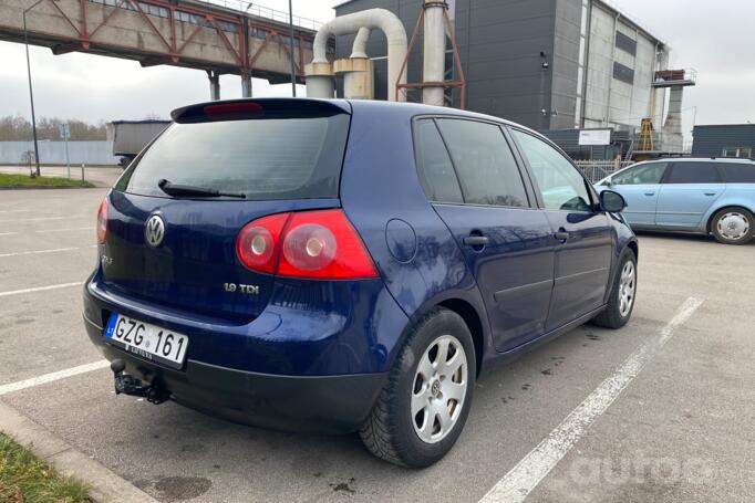 Volkswagen Golf 5 generation Hatchback 5-doors