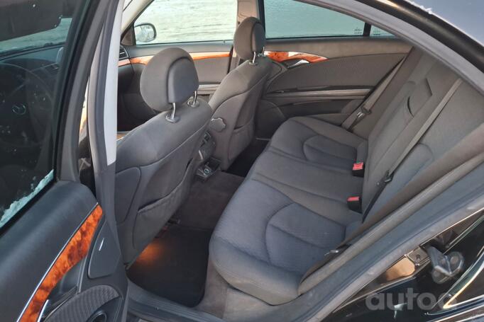 Mercedes-Benz E-Class W211 Sedan
