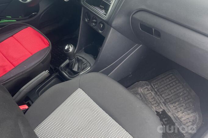 Volkswagen Polo 5 generation Hatchback 3-doors
