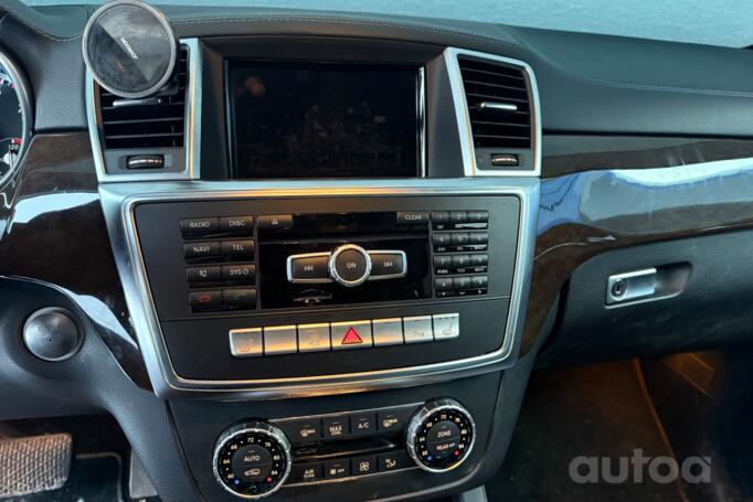 Mercedes-Benz GL-Class X166 SUV 5-doors