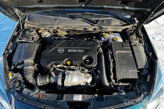 Opel Insignia A [restyling] Sports Tourer wagon 5-doors