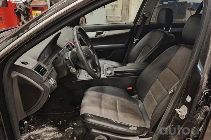 Mercedes-Benz C-Class W204/S204 Sedan 4-doors
