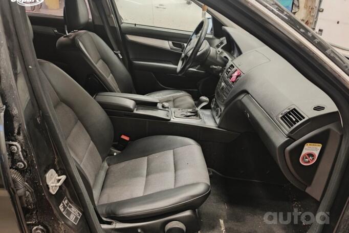 Mercedes-Benz C-Class W204/S204 Sedan 4-doors