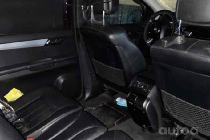 Mercedes-Benz R-Class