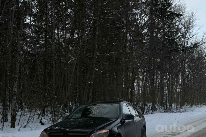 Mercedes-Benz C-Class W204/S204 Sedan 4-doors