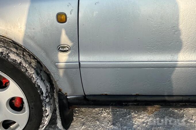 Audi A4 B5 Avant wagon 5-doors