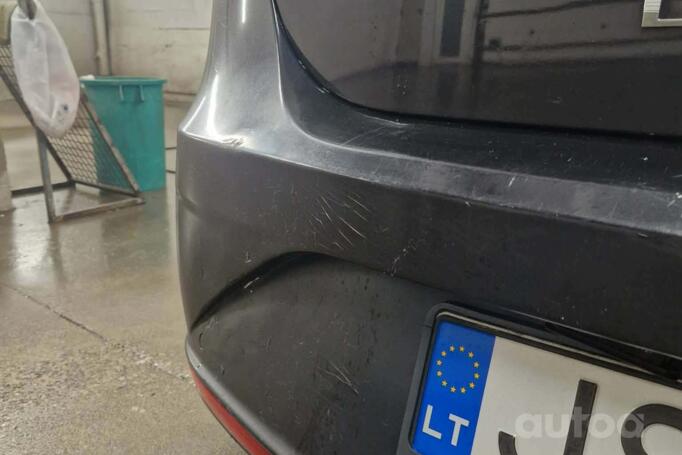 SEAT Leon 2 generation [restyling] Hatchback 5-doors