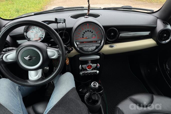 Mini Clubman 1 generation Cooper wagon 4-doors