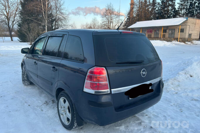Opel Zafira B Minivan 5-doors