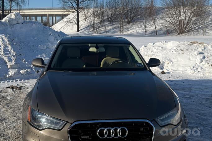 Audi A6 4G/C7 Sedan